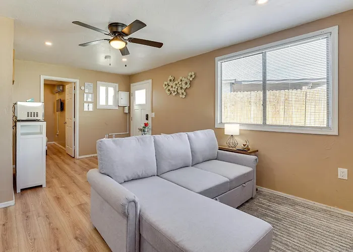 3 Mi To Lookout Mtn! Gem W/ Fire Pit + Fenced Yard *