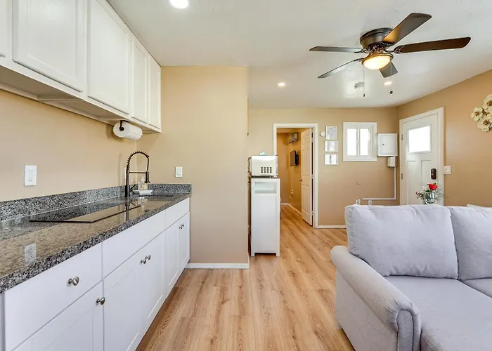 Apartment 3 Mi To Lookout Mtn! Gem W/ Fire Pit + Fenced Yard