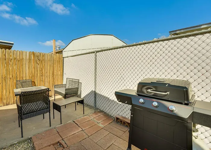 Apartament 3 Mi To Lookout Mtn! Gem W/ Fire Pit + Fenced Yard Phoenix